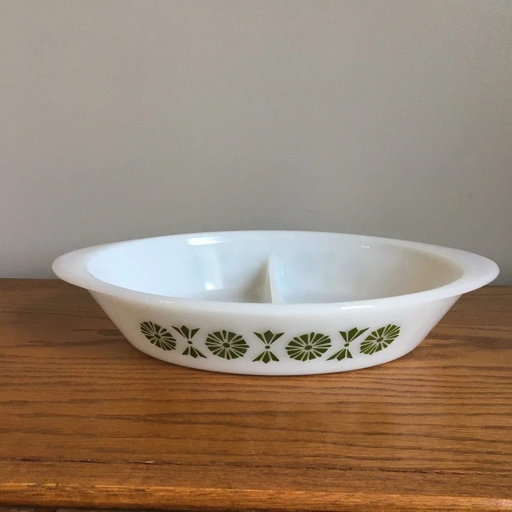 Glasbake Divided Serving Dish 12in‎ White Excellent Green Pinwheel Fan J2352 MCM
